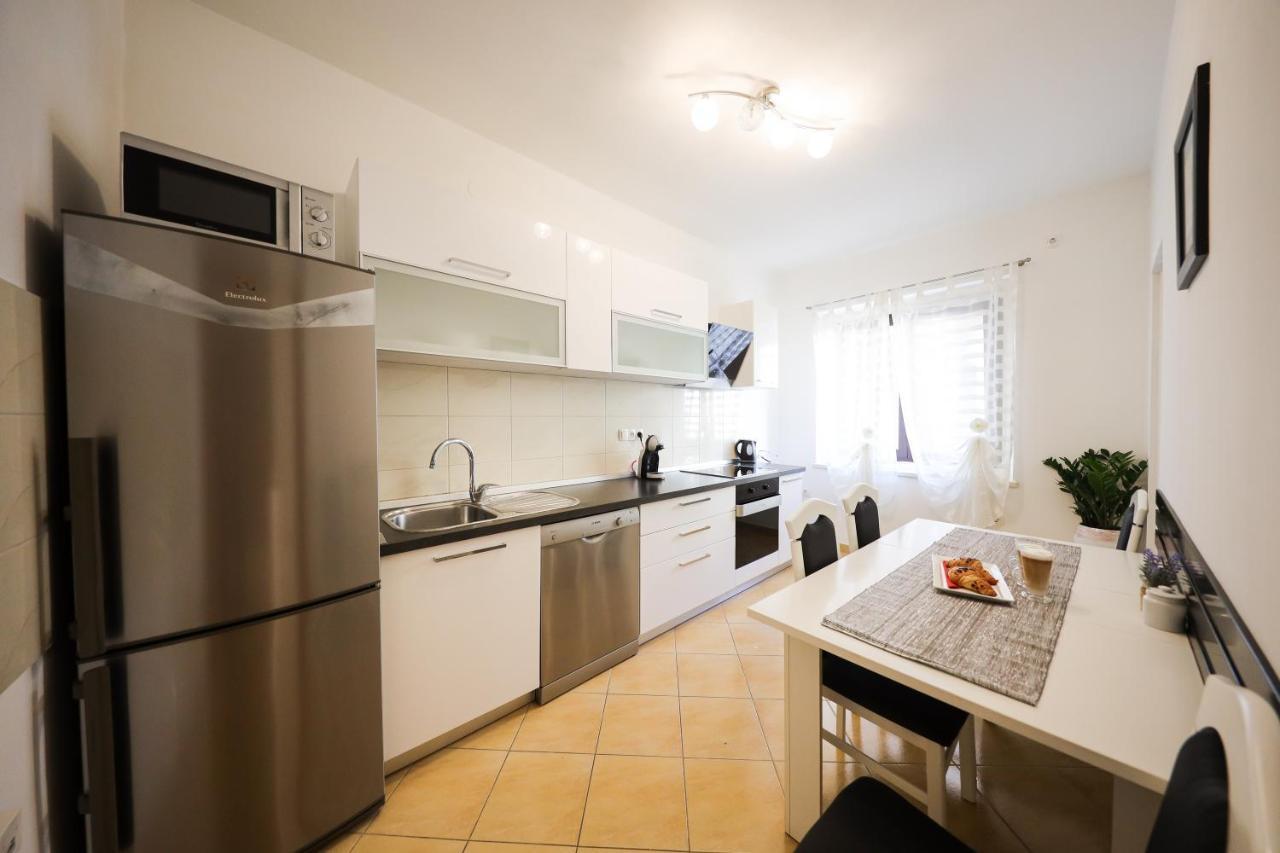 Apartamento Zara city center Exterior foto